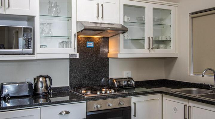 Banana Beach Club E2