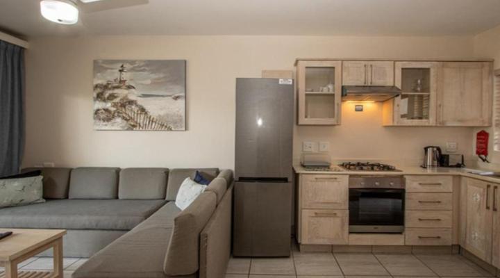 Banana Beach Club E2