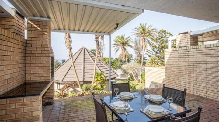 Banana Beach Club E2