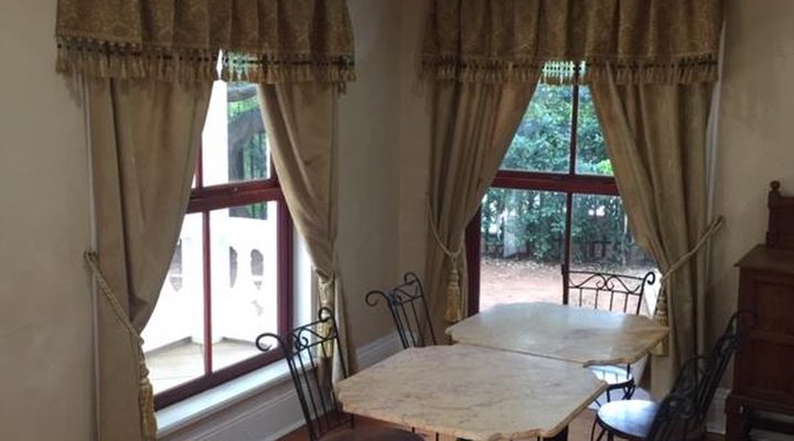 Cricklewood Manor Boutique Hotel