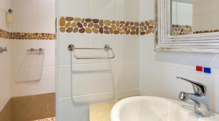 Cape St Francis Collection