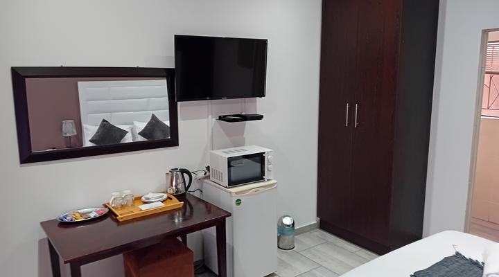 Rusticluke Guesthouse