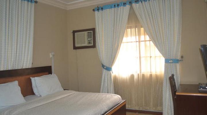 Sena Hotel and Resort