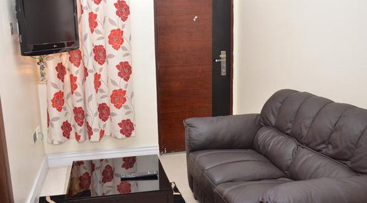 Platinum Inn Gee Hotel