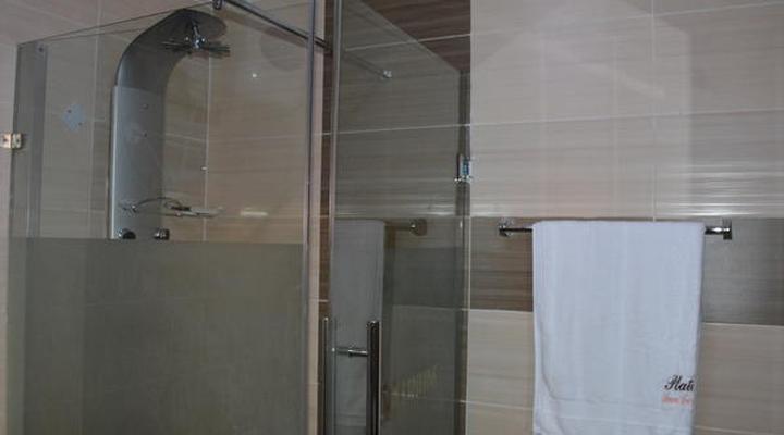 Platinum Inn Gee Hotel