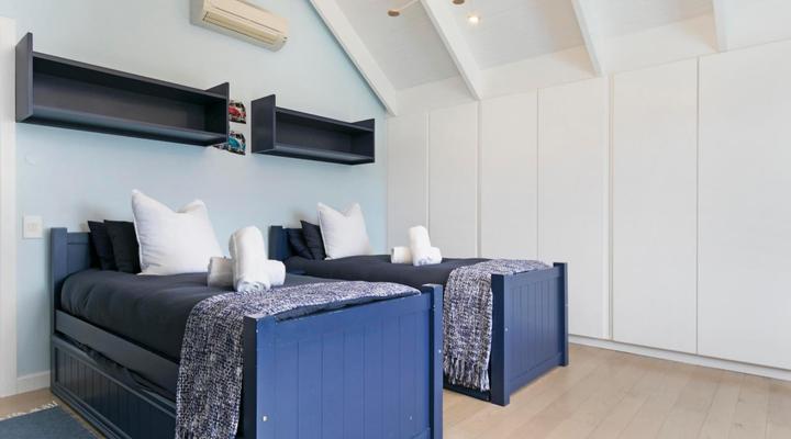 Escape to Luxurious, Coastal Retreat