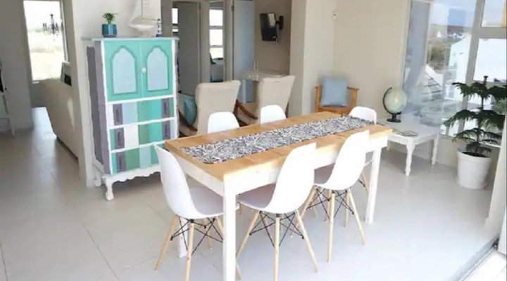 Rienks Beach Nook