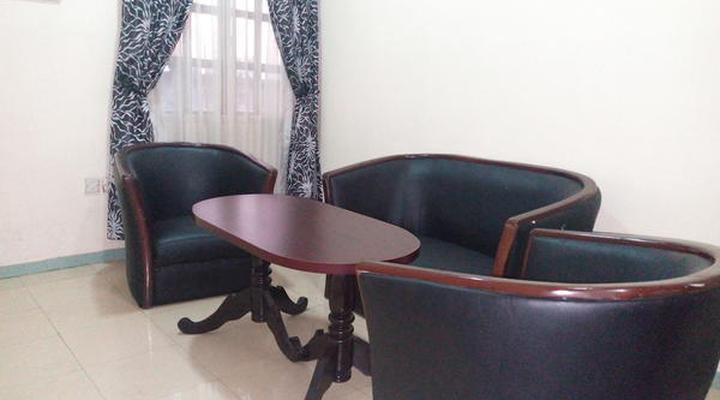 Roneks Royal Hotels & Suites