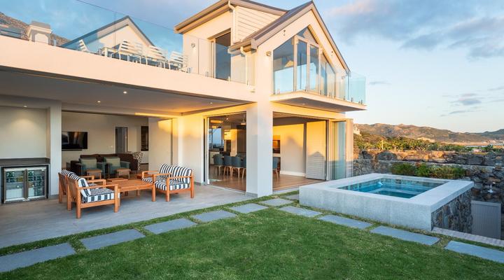 Boulders Beach Hotel