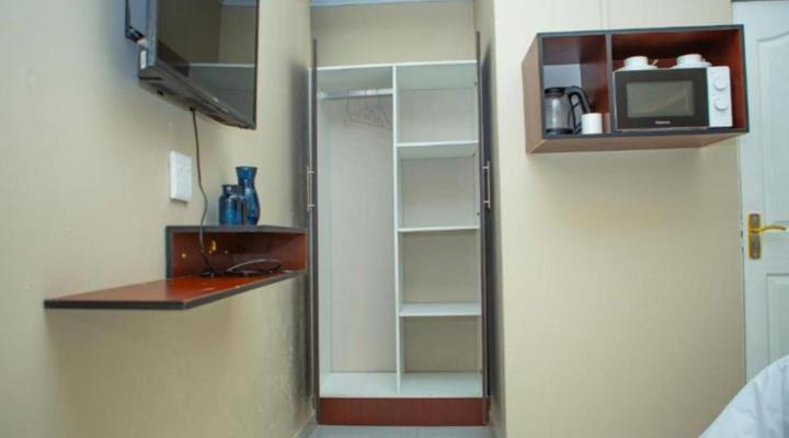 Platinum Eagle Guest House