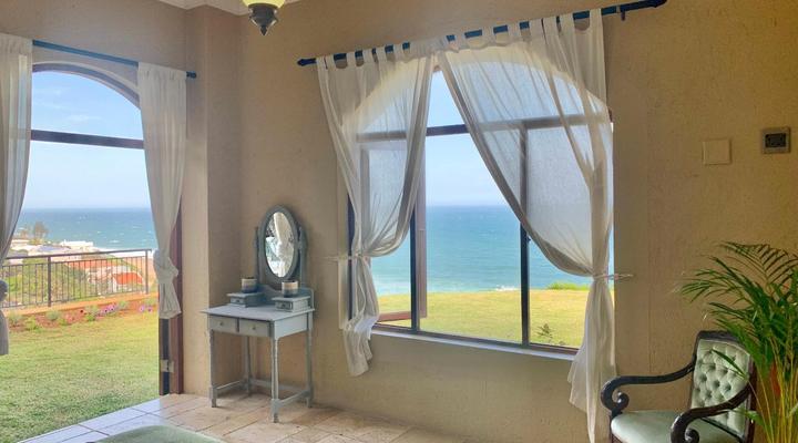 Escape to a Beach Villa in Sheffield Beach, Salt Rock