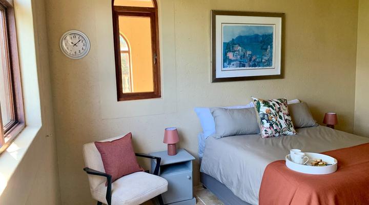 Escape to a Beach Villa in Sheffield Beach, Salt Rock