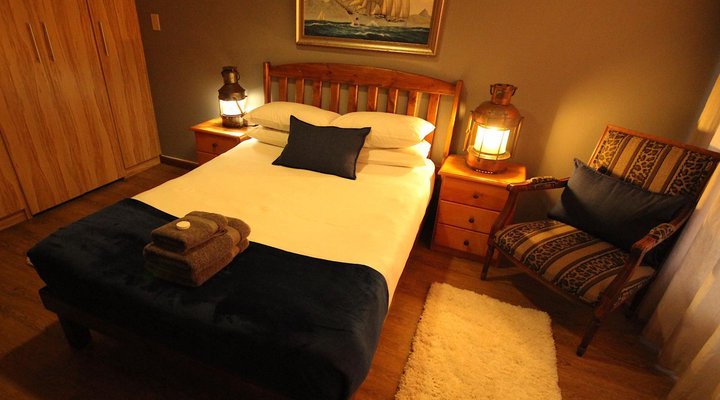 SaltyCrax Backpackers Surf Lodge