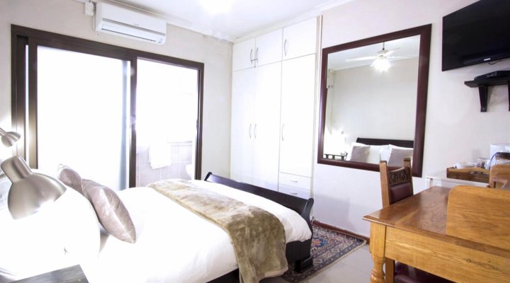 Julina's Guest House