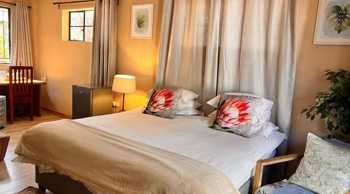 Honeybear Guest Lodge