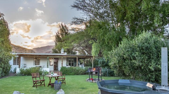 Klein Nektar Cottage - Self-Catering