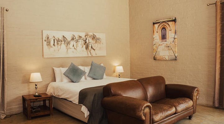 Ibis Way Guest House