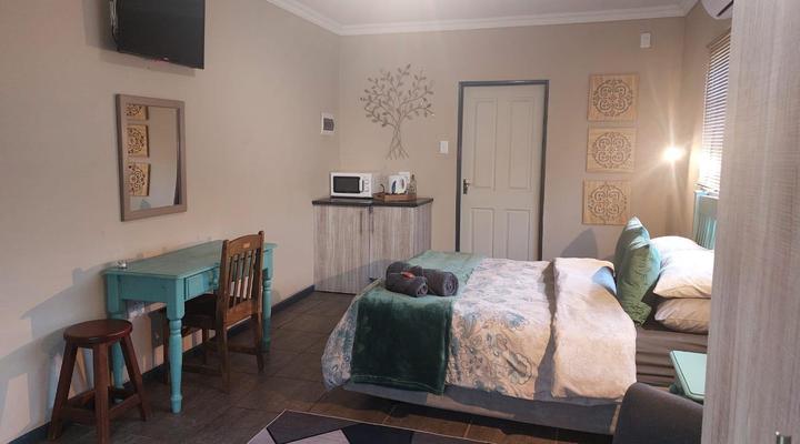 PMG Hardware T/A Wisteria Lane Guest House