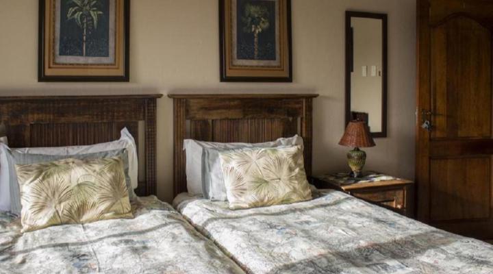 Tinley Manor Hil's B&B