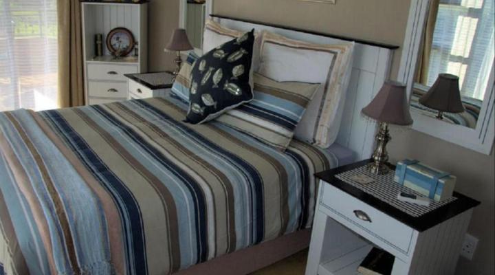 Tinley Manor Hil's B&B