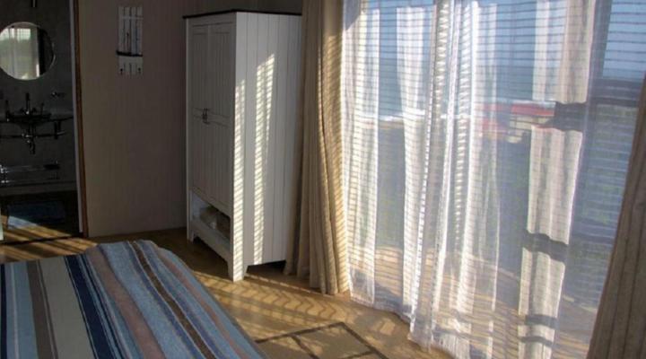 Tinley Manor Hil's B&B