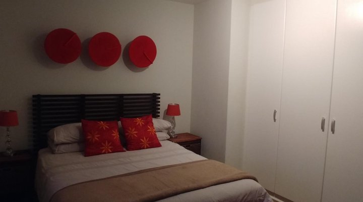 Dolphin Beach Apartment