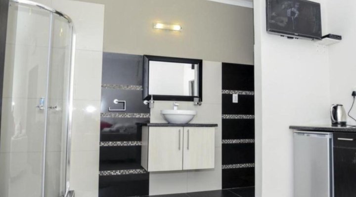 Discovery Guest House