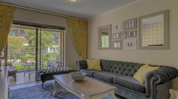 UniqueStay Century City Apartment