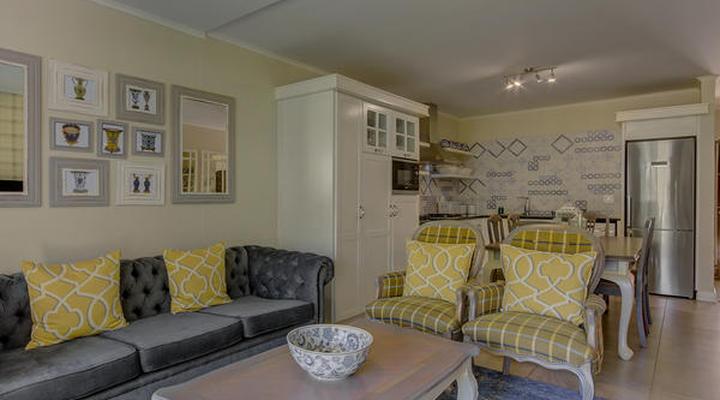 UniqueStay Century City Apartment