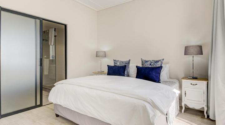 UniqueStay Paardevlei Square 2 Bedroom Apartment