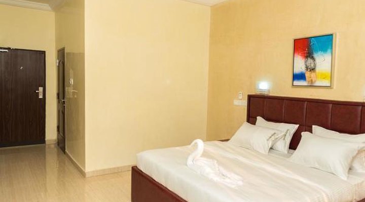 Sefcon Suites & Apartment