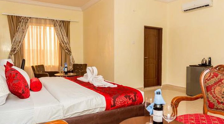 Sefcon Suites & Apartment