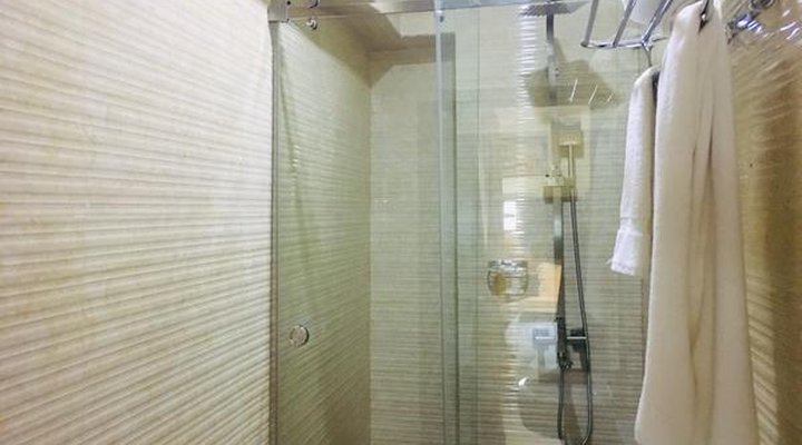 Stoneside Hotel And Apartment