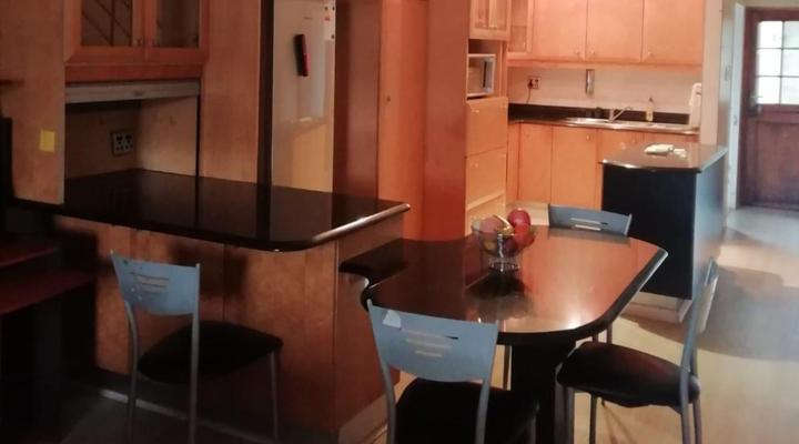 Hillton Manor Guest House