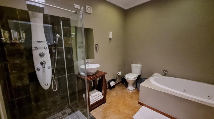 About Guest Lodge