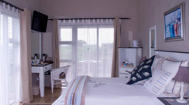 Tinley Manor Hil's B&B