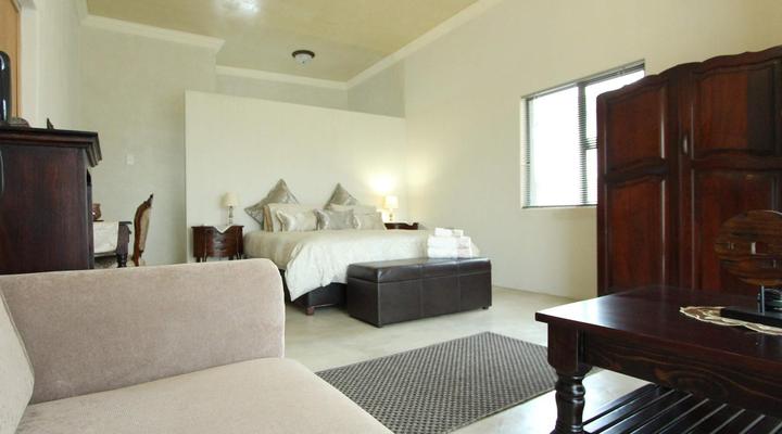 Tinley Manor Hil's B&B