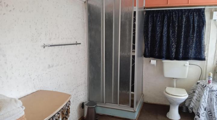 Golden Elephant Guest House