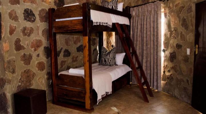 Umlondolozi Game Farm