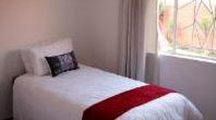 Reamogetswe Bed and Breakfast