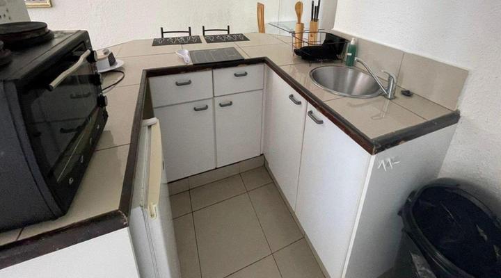 Inn & Out Sandton Park