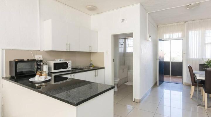 Inn & Out Sandton Park