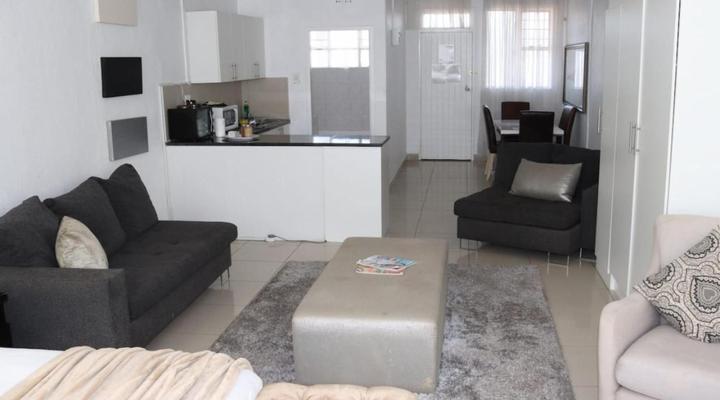 Inn & Out Sandton Park