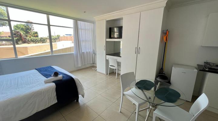 Inn & Out Sandton Park