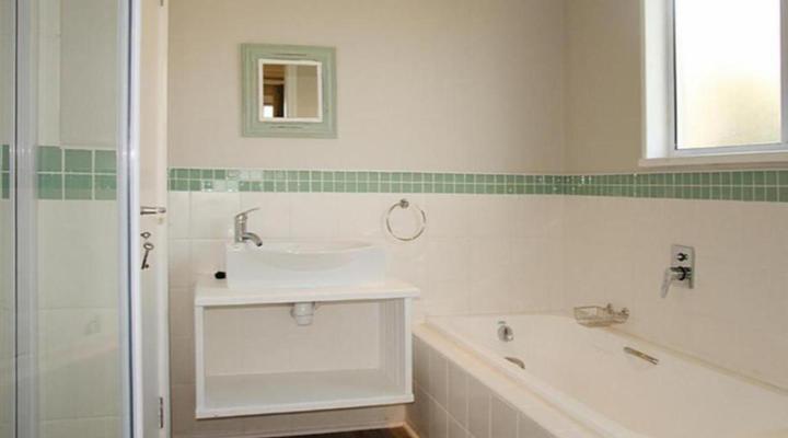 Cape St Francis Collection