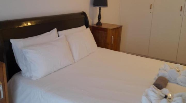 ON THE ESTUARY KNYSNA