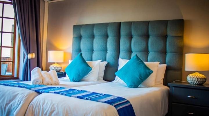 ON THE ESTUARY KNYSNA