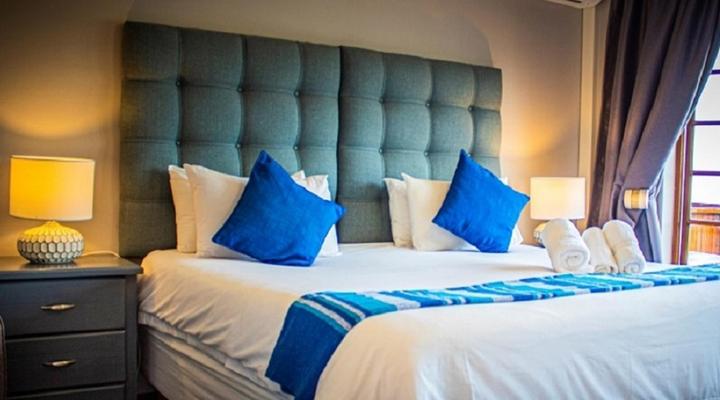 ON THE ESTUARY KNYSNA