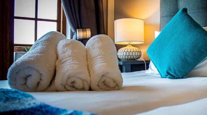 ON THE ESTUARY KNYSNA