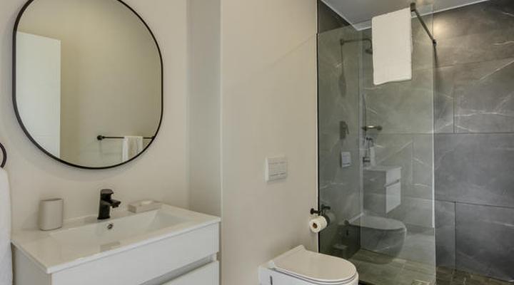 UniqueStay Paardevlei Square 2 Bedroom Apartment